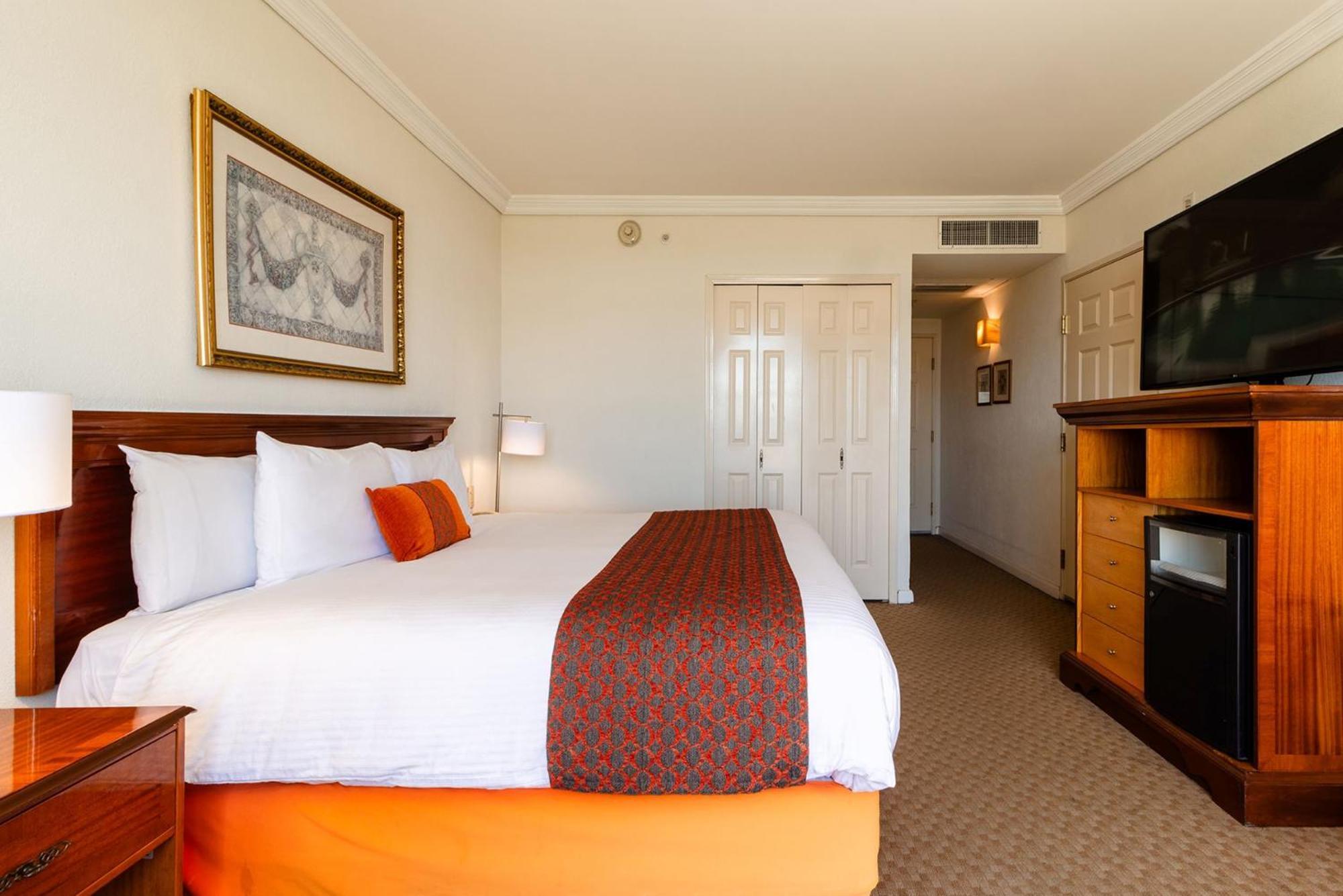 Camino Real Puebla Angelopolis Ξενοδοχείο Εξωτερικό φωτογραφία A room at the hotel