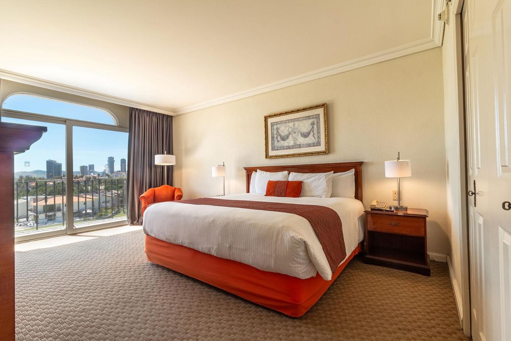 Camino Real Puebla Angelopolis Ξενοδοχείο Εξωτερικό φωτογραφία A bedroom at the Hilton San Diego Bayfront